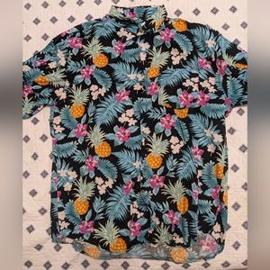 Men's Shirt Size Large